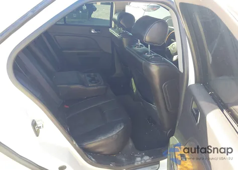 2008 Cadillac Sts V6 z USA, uszkodzony, nr VIN 1G6DK67V480195695